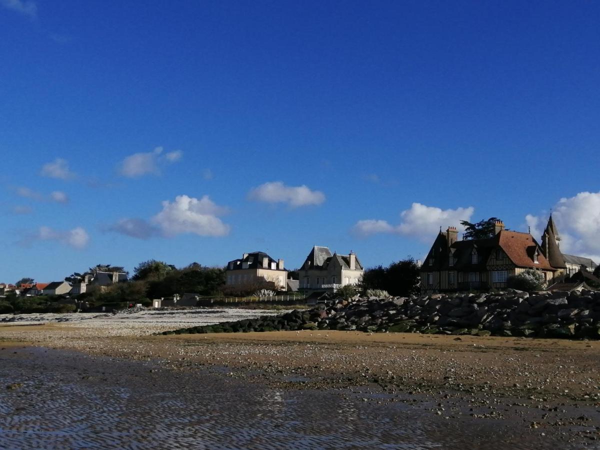 Villa A deux pas d'la mer à Grandcamp-Maisy Extérieur photo